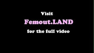 Masturbating trap puts vibrator heavens the brush cock